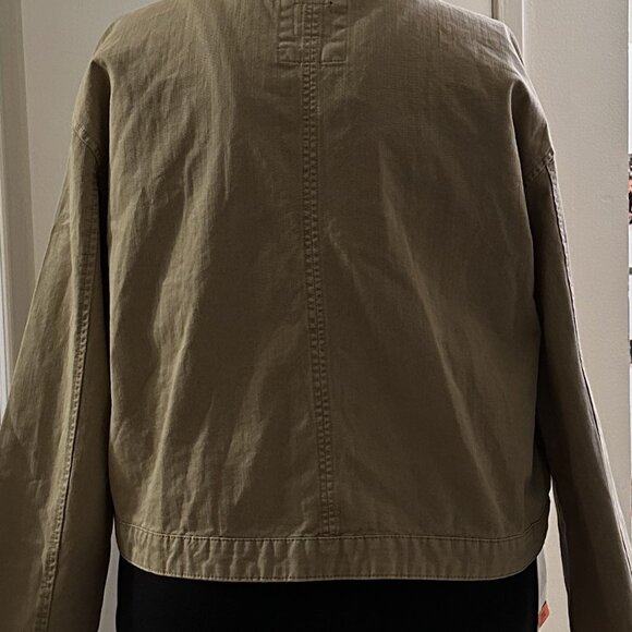 Women's Gap Denim Jacket Size xl NWT - Picture 4 of 8